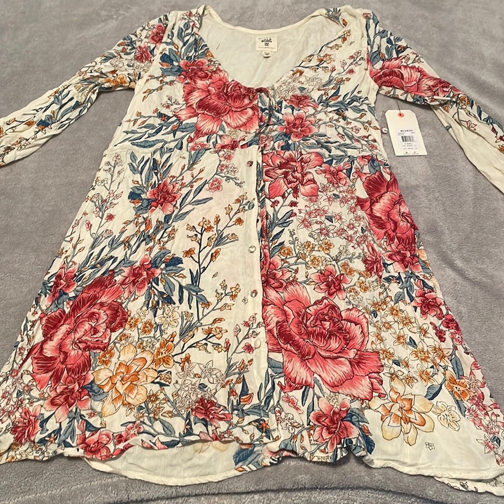 Floral Print long sleeve dress.